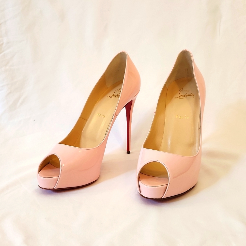 NEW* Christian Louboutin, Peep-toe Platform, size 41, "Barbie" Pink